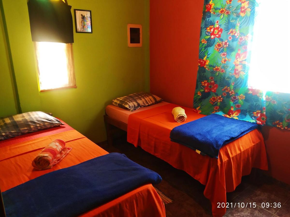 O Brejo Encantado Hospedagem E Hostel إمبو المظهر الخارجي الصورة