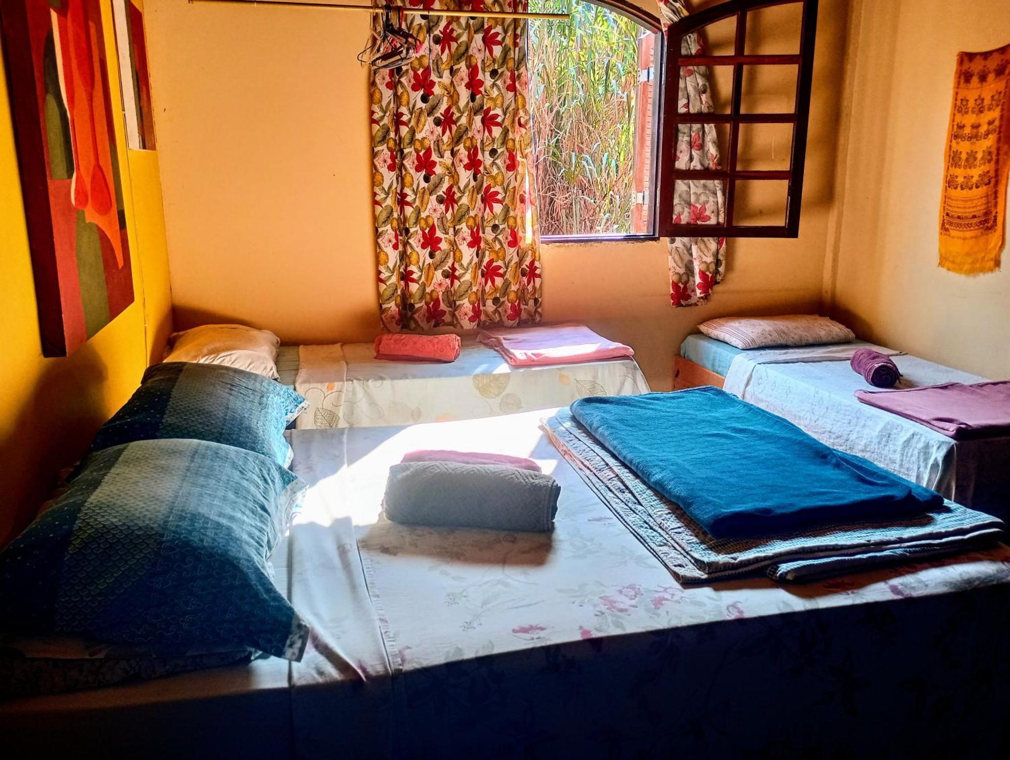 O Brejo Encantado Hospedagem E Hostel إمبو المظهر الخارجي الصورة