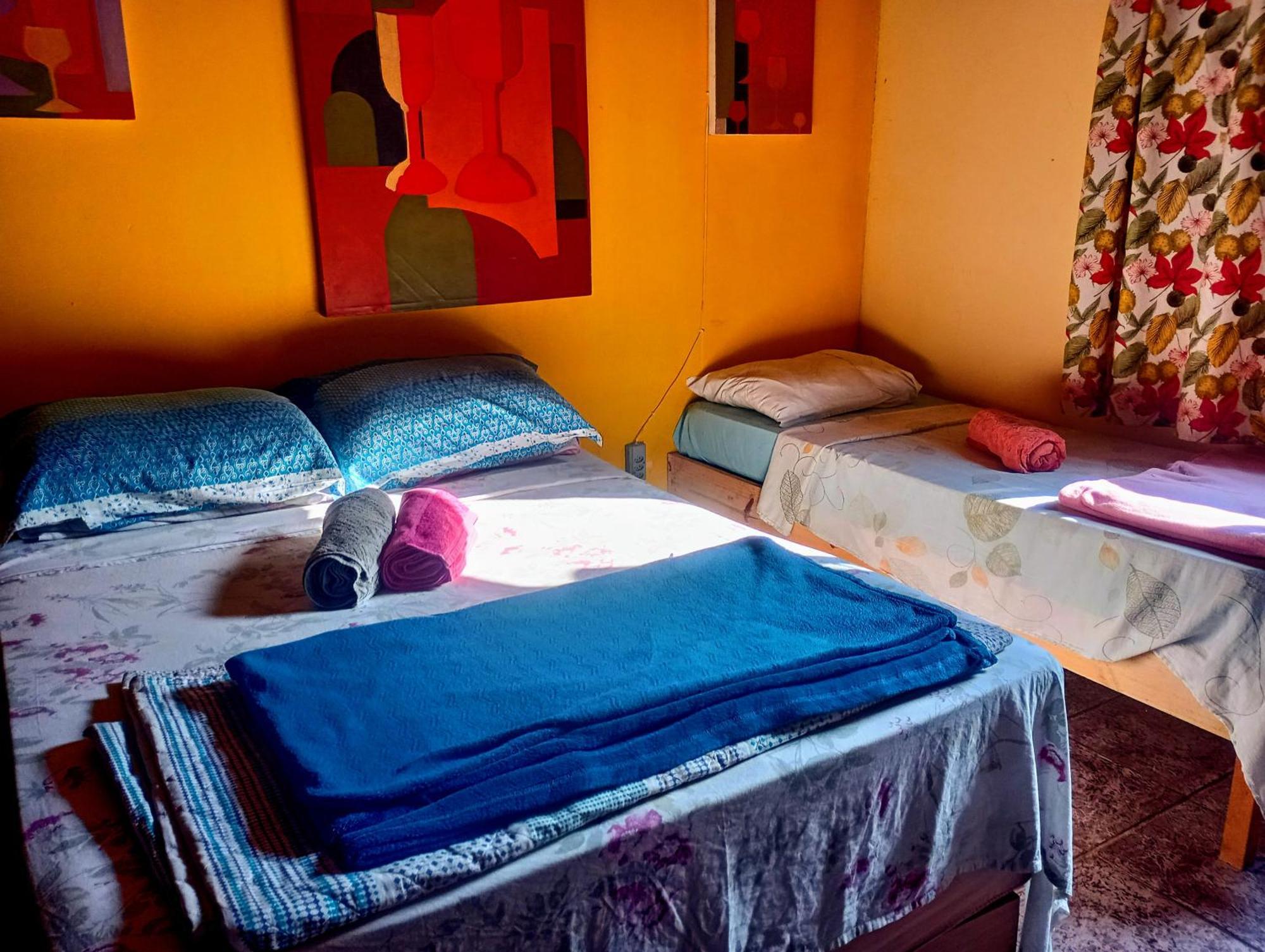 O Brejo Encantado Hospedagem E Hostel إمبو المظهر الخارجي الصورة